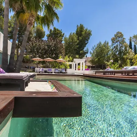 Peace And Tranquillity In The Prestigious Roca Lisa Region Of The White Isle Villa Santa Eulária des Riu